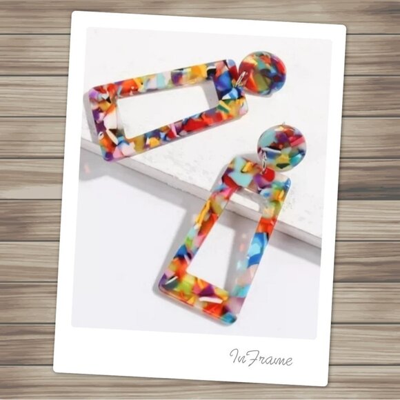 NWOT Women Colorful  Fashion Bohemia Earrings - Picture 1 of 1